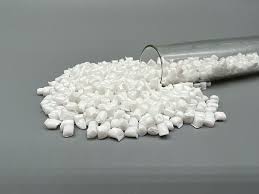 Su şişelerinin üretiminde en çok hangi plastik kullanılır?